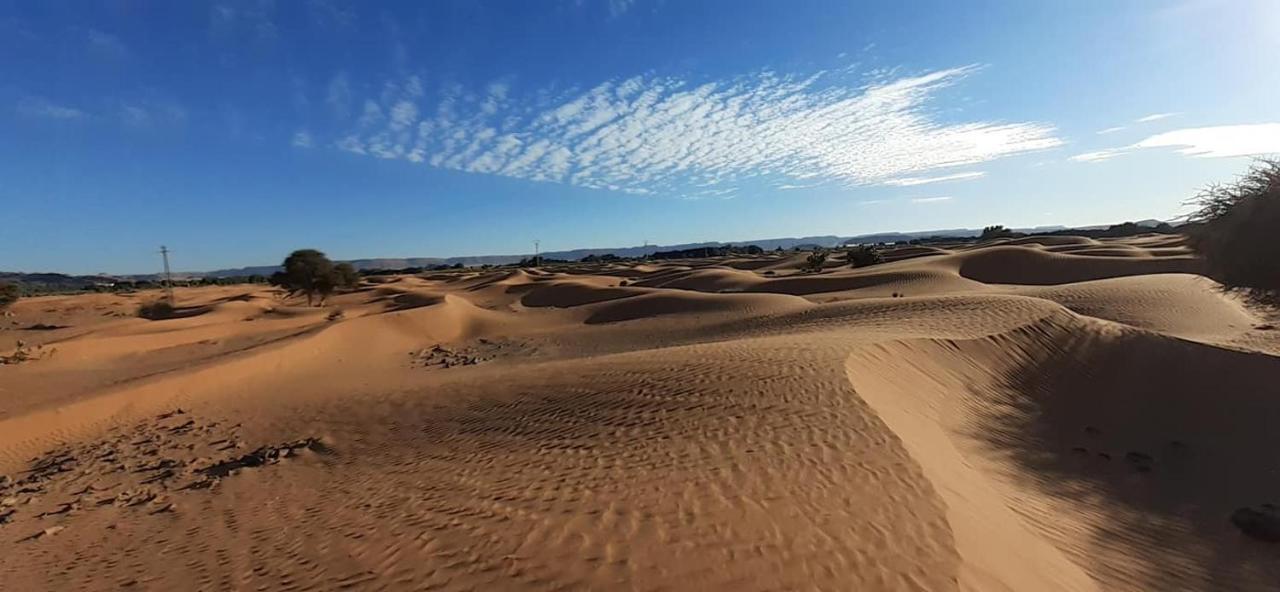 Auberge Dinosaur Kem Kem Tafraoute Sidi Ali Exterior foto
