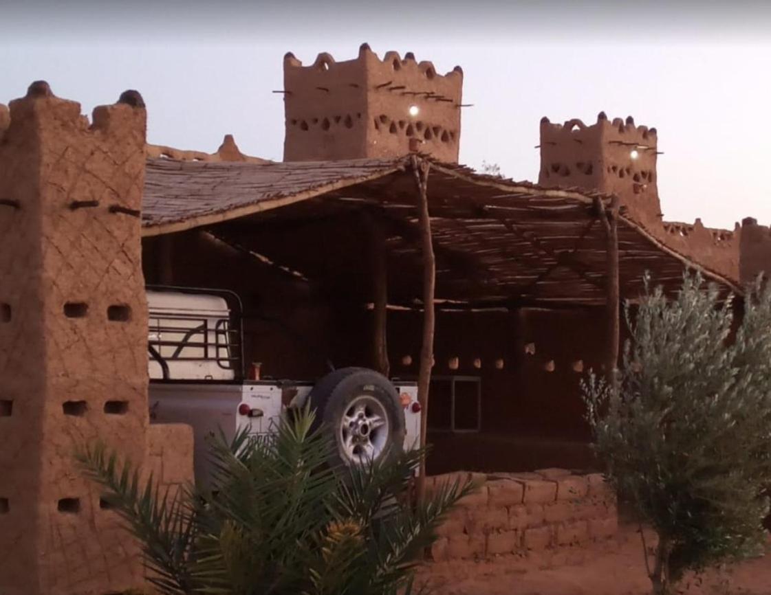 Auberge Dinosaur Kem Kem Tafraoute Sidi Ali Exterior foto