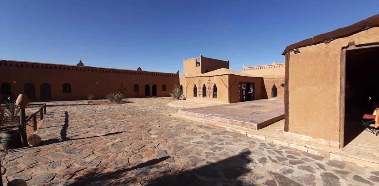 Auberge Dinosaur Kem Kem Tafraoute Sidi Ali Exterior foto
