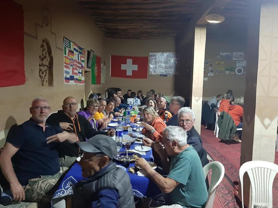 Auberge Dinosaur Kem Kem Tafraoute Sidi Ali Exterior foto