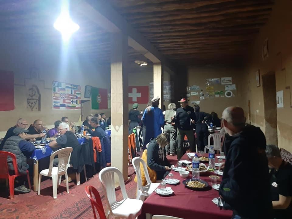 Auberge Dinosaur Kem Kem Tafraoute Sidi Ali Exterior foto